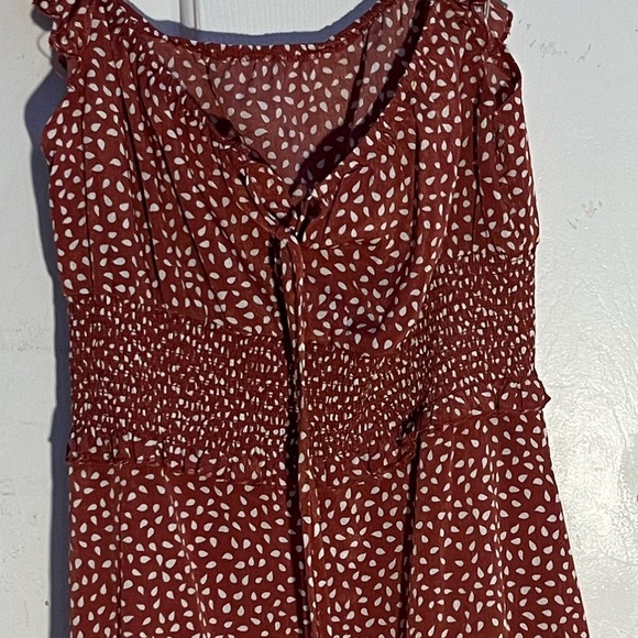 Red sundress - Picture 3 of 3